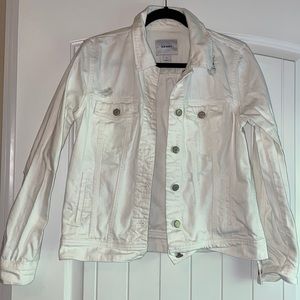 White distressed denim Old Navy jacket